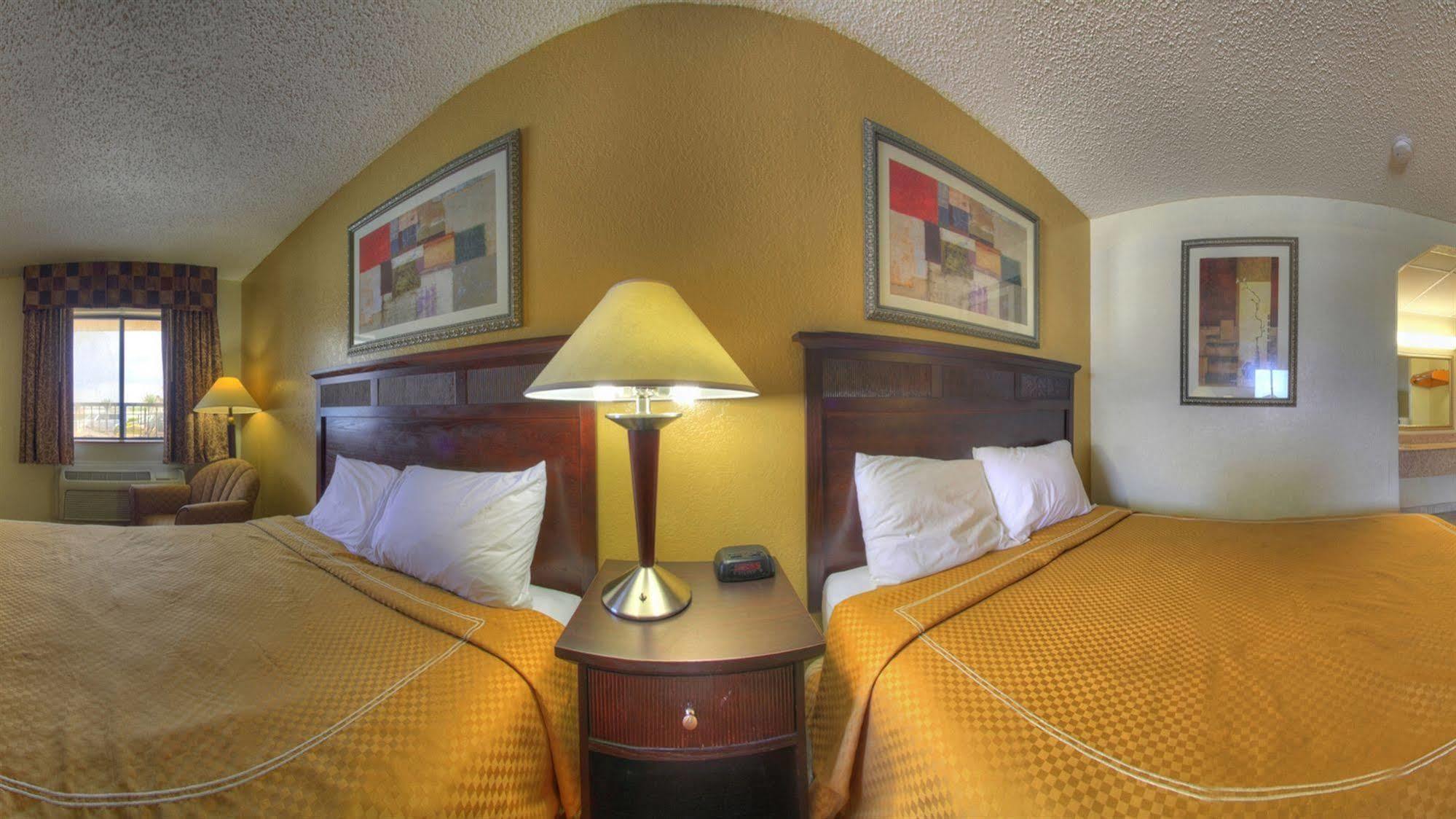 Rodeway Inn North Charleston - Ashley Phosphate Eksteriør billede